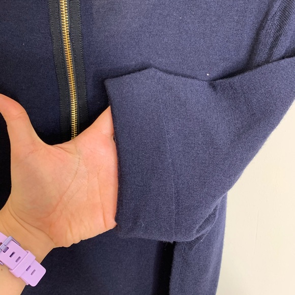 Tory Burch Emma Navy Merino wool Top sz M - Picture 7 of 7